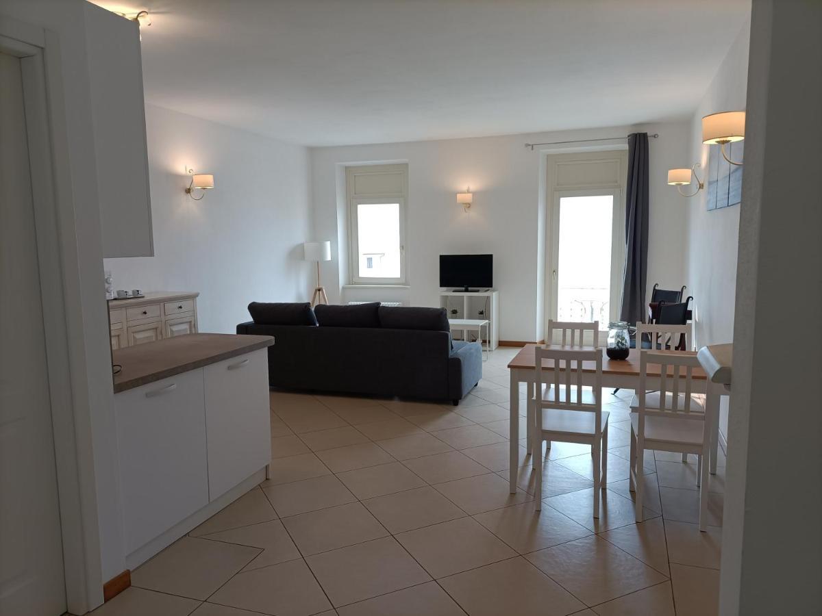 Sonny Apartments Malcesine Buitenkant foto
